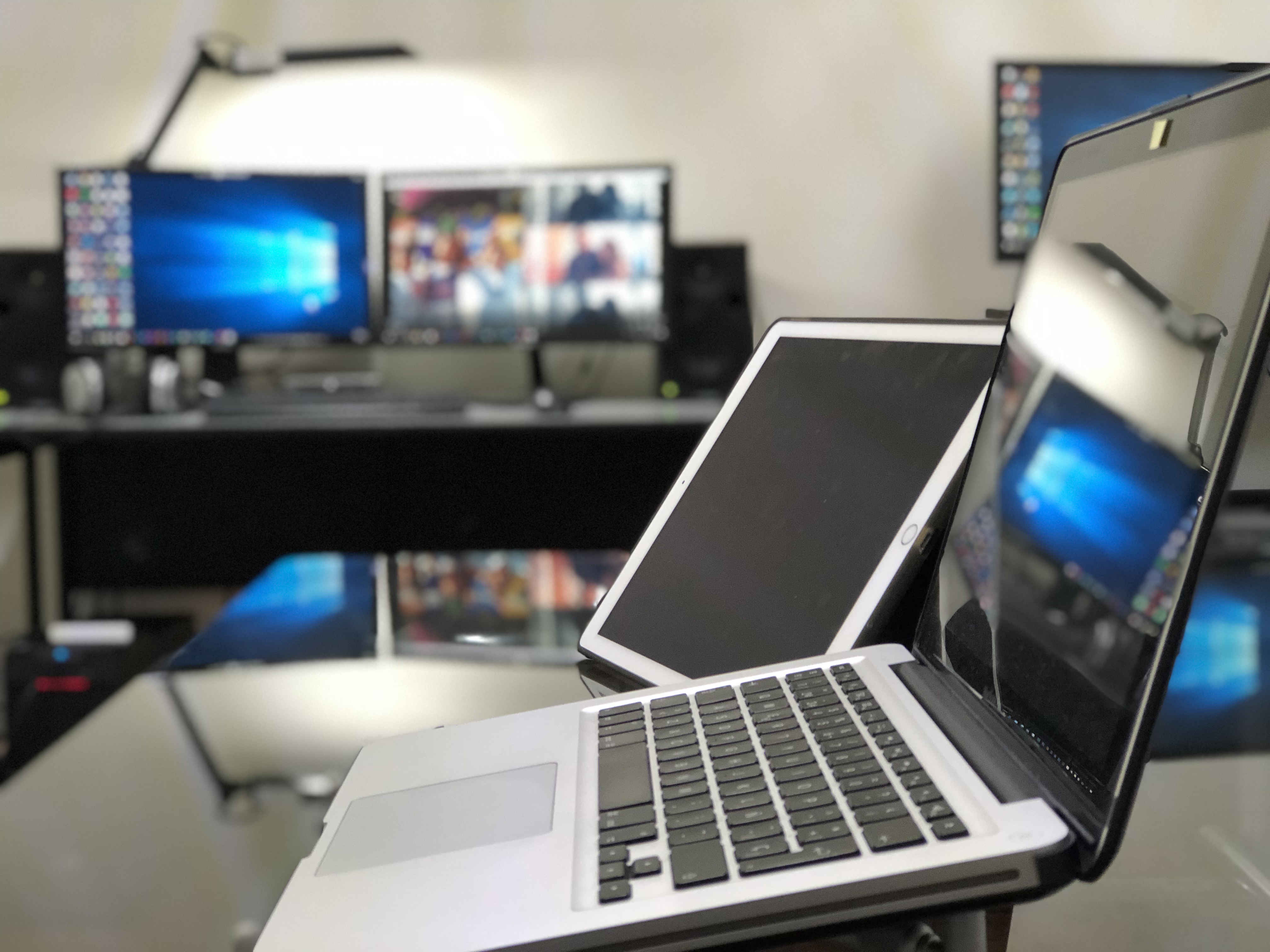 Plug Group  - Estudio Multimedia CDMX